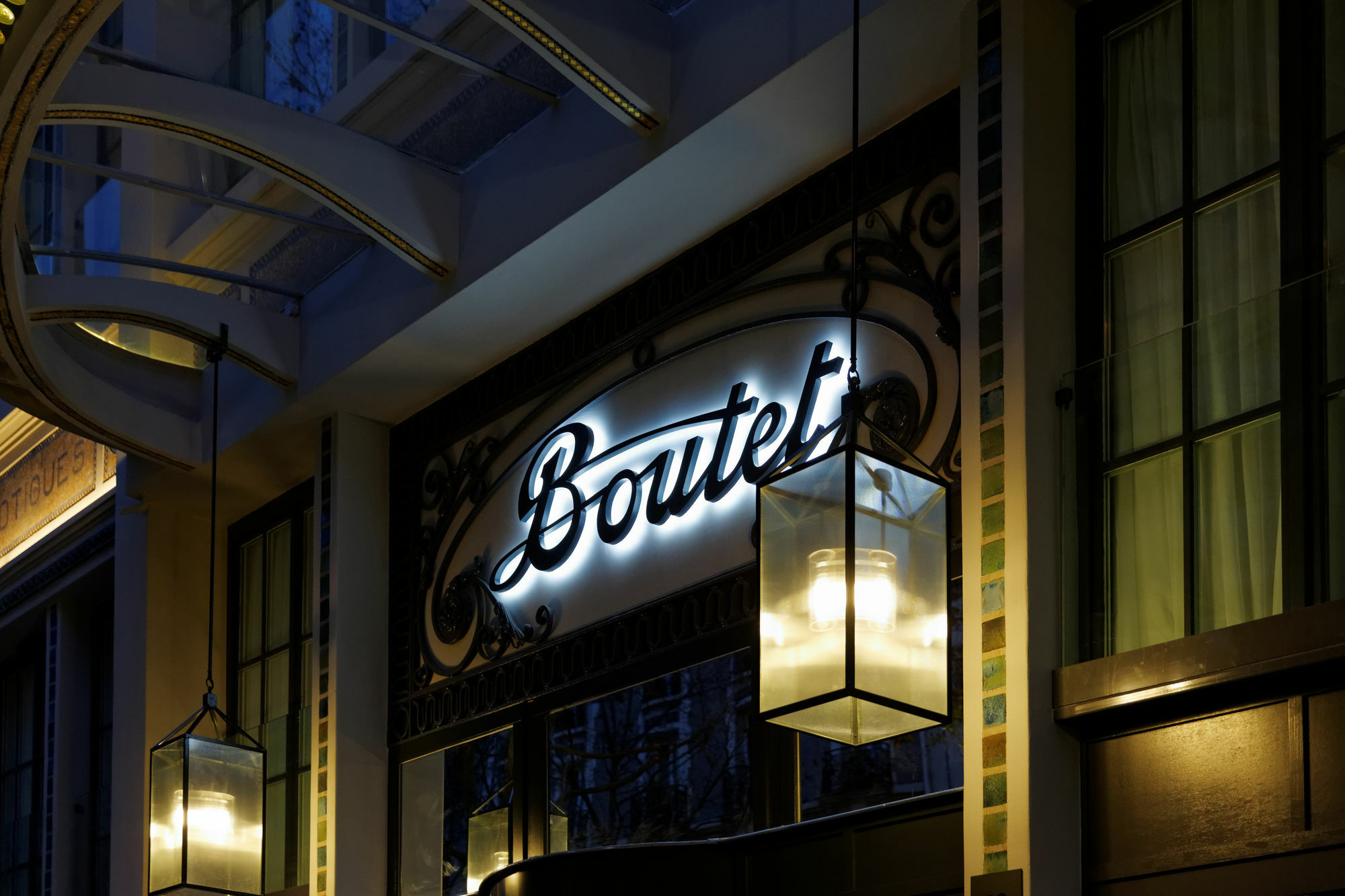 Boutet Bastille - Mgallery Collection